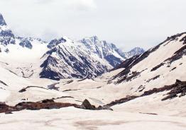 CHANDERNAHAN PEAK SNOW TREK